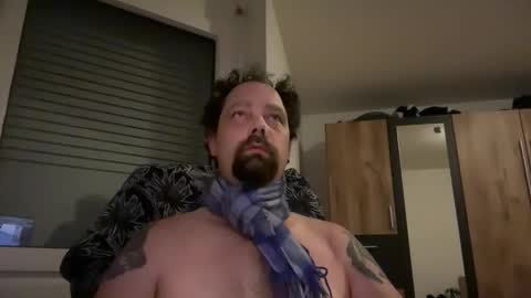 Snapshot of k1sexboy chatting on 12/21/25, 06:48 niceoregano online show from 12/21/25, 06:48