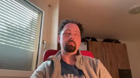 Snapshot of k1sexboy chatting on 01/12/26, 08:19 niceoregano online show from 01/12/26, 08:19