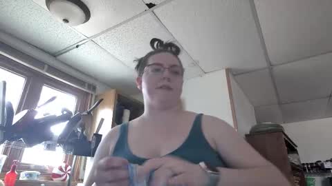 Snapshot of k1t_kat97 chatting on 03/03/26, 05:41 k1t_kat97 online show from 03/03/26, 05:41