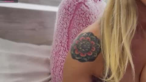 Snapshot of kaaaypaaay1 chatting on 02/01/26, 05:33 kaaaylapaaayla online show from 02/01/26, 05:33