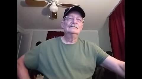 kabriggs137 online show from 02/28/25, 11:34