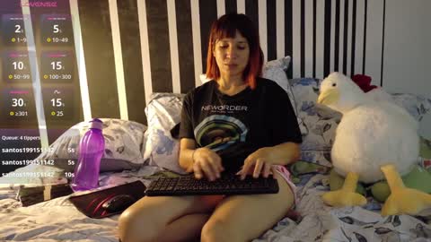 Snapshot of kad_kad chatting on 12/25/24, 11:31 Kanela online show from 12/25/24, 11:31