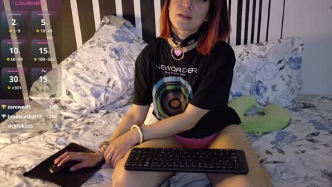 Snapshot of kad_kad chatting on 01/10/25, 08:26 Kanela online show from 01/10/25, 08:26