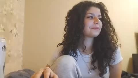 Snapshot of kaeaglin chatting on 04/10/26, 06:01 Kaya online show from 04/10/26, 06:01