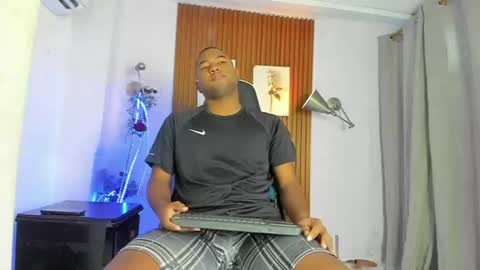 kael_noil online show from 07/09/26, 11:36