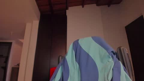 kai_herectix online show from 02/02/25, 10:28