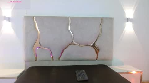 kai_tay1 online show from 03/19/26, 11:47