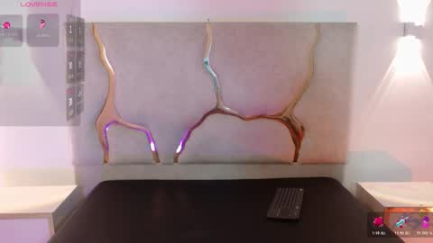 kai_tay1 online show from 03/22/26, 11:46