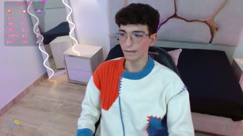 kai_tay1 online show from 04/16/26, 11:44