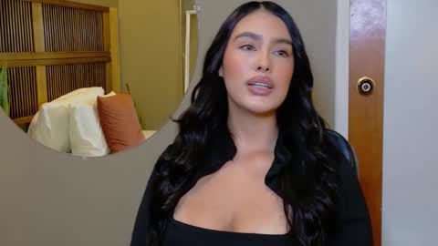 Snapshot of kaiawhite chatting on 12/16/25, 10:04 kaiawhite online show from 12/16/25, 10:04