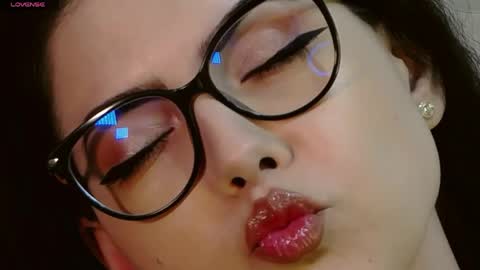 Kaila Lewis online show from 04/08/26, 05:46