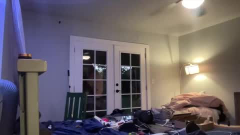 Snapshot of kaileeshy chatting on 02/15/25, 04:36 Kailee Smile online show from 02/15/25, 04:36