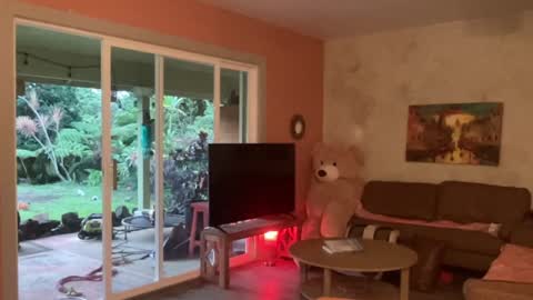 Snapshot of kaileeshy chatting on 09/13/25, 04:23 Kailee Smile online show from 09/13/25, 04:23