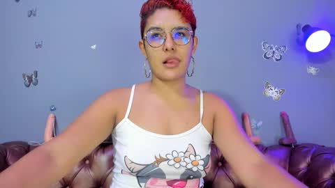 kaira_mosse_ online show from 02/28/26, 12:06