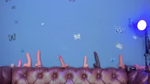 kaira_mosse_ online show from 05/08/26, 10:31