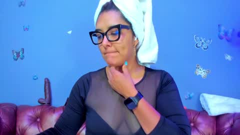 kaira_mosse_ online show from 06/18/26, 11:58