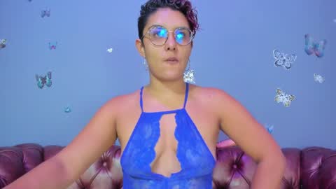 kaira_mosse_ online show from 07/16/26, 11:38