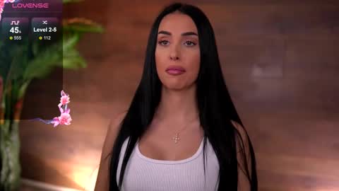 Kaira online show from 11/19/25, 07:36