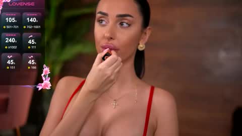 Kaira online show from 12/03/25, 07:34