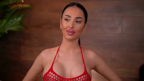 Kaira online show from 02/11/26, 07:41