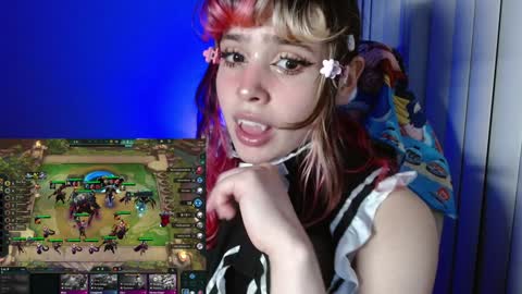 Snapshot of kairilovescumm chatting on 12/25/24, 01:53 Kairi online show from 12/25/24, 01:53