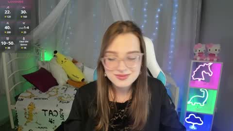 Snapshot of kaisajenner chatting on 03/05/25, 11:38 Kaisa online show from 03/05/25, 11:38