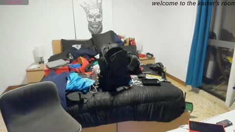 Snapshot of kaiser679 chatting on 12/27/24, 10:23 kaiser679 online show from 12/27/24, 10:23