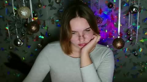 Kaitlin online show from 11/01/25, 06:21