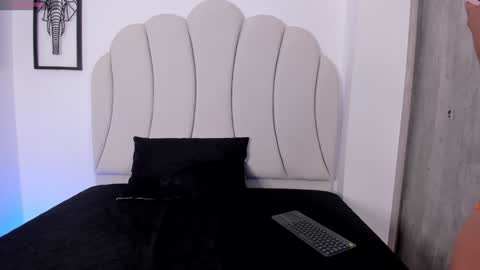 Kaity Lane online show from 01/20/25, 10:59