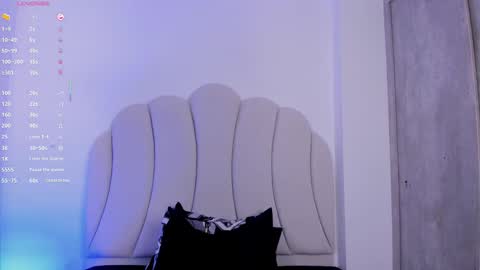 Kaity Lane online show from 09/16/25, 10:55