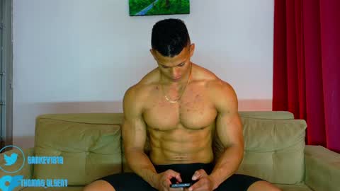Snapshot of kale_tomson chatting on 05/20/26, 05:30 kale thomson online show from 05/20/26, 05:30