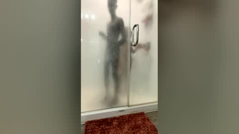 Snapshot of kaledaddee777 chatting on 02/08/26, 07:39 Silk Chocolate online show from 02/08/26, 07:39