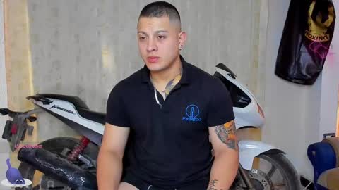 Kaledd musclees room Master online show from 12/24/24, 12:11
