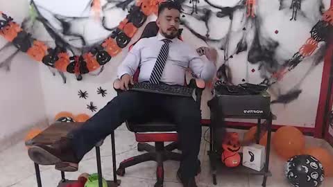 Kaleth online show from 10/21/25, 08:53