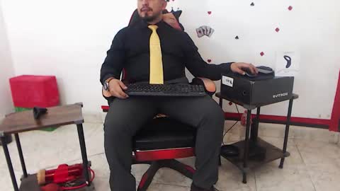 Kaleth online show from 02/12/26, 01:22