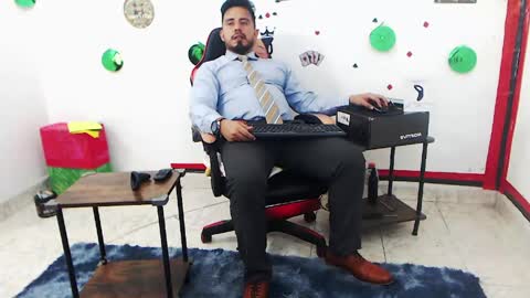 Snapshot of kalethbigdick88 chatting on 04/30/26, 04:02 Kaleth online show from 04/30/26, 04:02