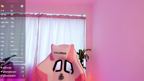 Kali Ka Please help me with your thumbs up its important   dont forget my birthday on October 26 online show from 02/08/25, 04:36