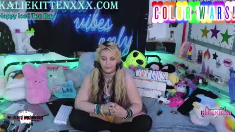 Snapshot of kaliekitten chatting on 06/11/26, 12:32 KalieKitten online show from 06/11/26, 12:32