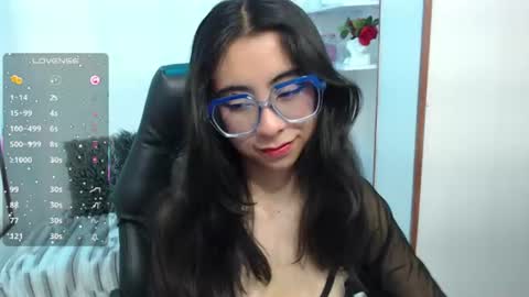 Snapshot of kalilowe_ chatting on 06/25/26, 04:22 Kali online show from 06/25/26, 04:22
