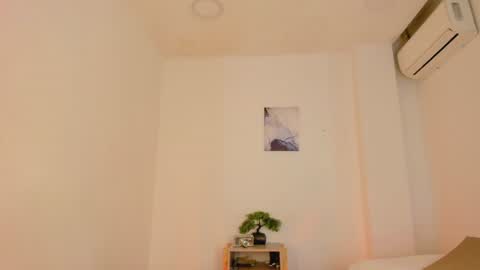 Snapshot of kaliopeh chatting on 08/03/26, 12:32 Carolina online show from 08/03/26, 12:32