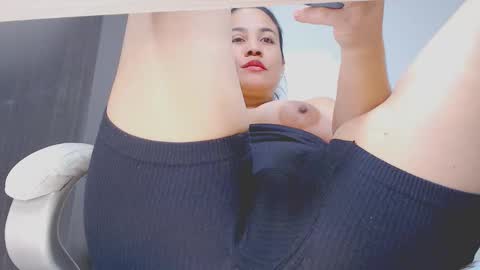 Hannah online show from 03/24/26, 10:59