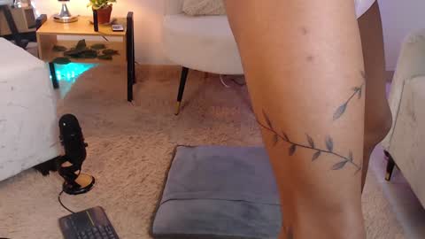 Snapshot of kalola_guerra chatting on 12/29/24, 06:35 kalola_guerra online show from 12/29/24, 06:35
