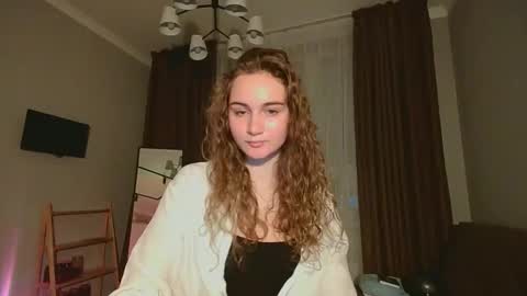 Mellikyy online show from 11/24/25, 05:12