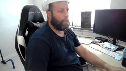 Horny man online show from 07/11/26, 02:20