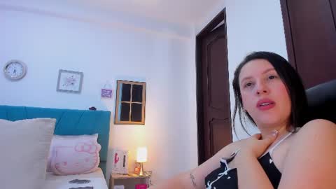 Kamilalopez online show from 07/10/26, 09:39