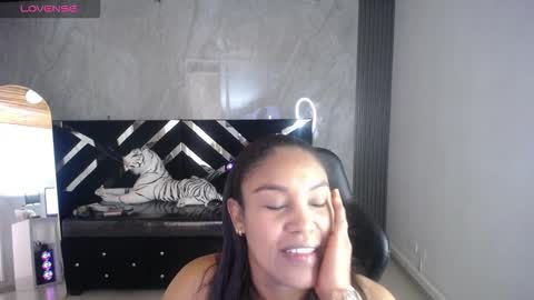 Kamala. Live 2100 - 600 online show from 10/12/25, 01:21