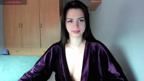 kamila_malina online show from 12/15/25, 09:35