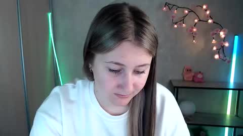 Snapshot of kamilla_love_ chatting on 05/30/26, 12:02 kamilla_love_ online show from 05/30/26, 12:02