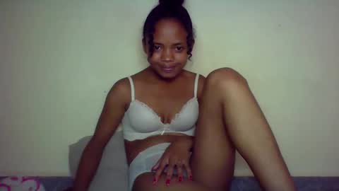 kamillah69 online show from 02/02/26, 07:01