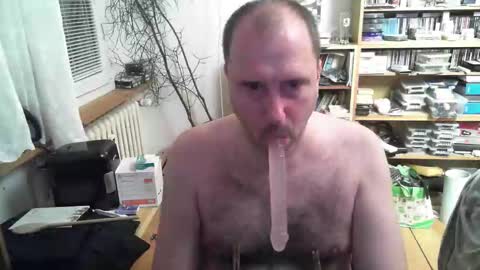 Kamil Lipovy online show from 10/07/25, 07:22